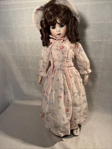 Bambola ceramica vintage 1980 marcata Parigi firmata - Foto 1 di 17