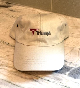 Cappello Berretto Moto Triumph Beige Fibbia Schiena Regolabile Posteriore Port & Company - Foto 1 di 9