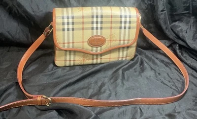 VINTAGE Burberry Haymarket Check Nova Canvas Shoulder Bag Plaid Burberrys - Image 1 of 4