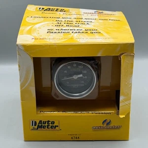 AutoMeter 4744 Carbon Fiber Pyrometer EGT Gauge 2-1/16" Full Sweep - Picture 1 of 3