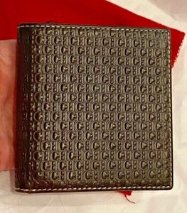 CAROLINA HERRERA HERREN-GELDBÖRSE 385 $ GEPRÄGTE DOPPELFALTLEDER - Bild 1 von 7