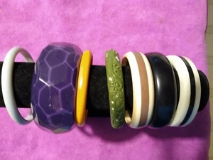 Vintage Konvolut verschiedene Armreifen Armbänder Manschette (7) mehrere Farben - Bild 1 von 9