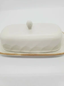 Simplicity Sculptura Hearthside Stoneware Butter Dish 1960's Ivory w/gold trim - Picture 1 of 5