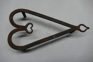 Antique primitive 18th c wrought iron trivet heart shape 1.5 in. leg 11 in. long - Picture 1 of 4