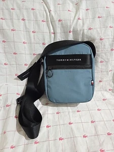 NWT Tommy Hilfiger Men's Nylon Crossbody Bag Dull Blue - Picture 1 of 8