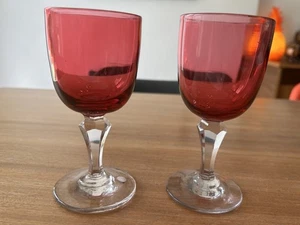 2 x Antique Red Cranberry Wine Glasses 13.1cm high #R2 - Picture 1 of 7