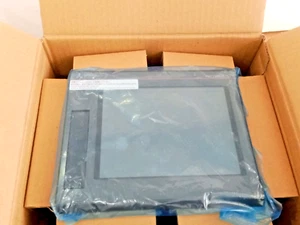 1PC- Mitsubishi GT2705-VTBD-040 Advanced model with Human Machine Interface 24V - Picture 1 of 2