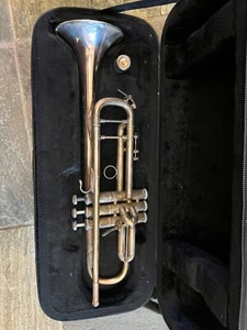 Bach Stradivarius 37S TRUMPET with trigger, USA - Picture 1 of 13