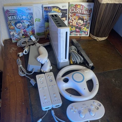 Consola Nintendo Wii Blanca Con Mario Kart Wii Deportes ¡Y Más Paquete!  Probado!!!! Foto 1 de 4
