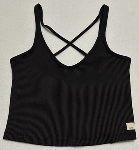 Vuori VW189 Size M Rib Crop Tank Top Black Stretch Strappy Back Built In Bra - Picture 1 of 9