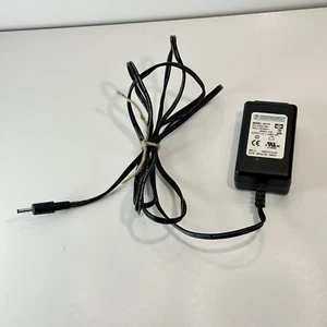Cargador adaptador de corriente Orthofix 4017F - Imagen 1 de 4