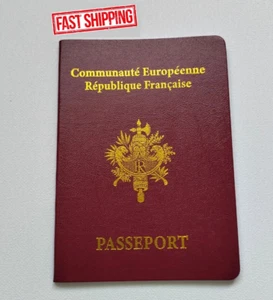 Französischer Passimitat. Clear Pass Simulation. Blanko Reisepass Requisiten. - Bild 1 von 4