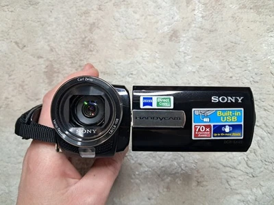 Sony Handycam DCR-SX45E Digital Video Camera Recorder Camcorder Black Color 70X - Image 1 of 4
