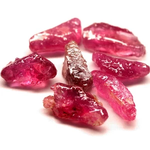 35.16Ct. Natural Gemstone Ruby Rough Pinkish Red Color Mine Mozambique Sparkling - Picture 1 of 7