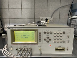 HP Agilent 4278A  Capacitance Meter Kapazitätsmessgerät  bitte lesen! 6 Mon Gar - Zdjęcie 1 z 12