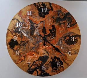 IPonArt Wanduhr, Pouring, silberne Ziffern, schwarze Zeiger, Handarbeit, Unikat. - Bild 1 von 2