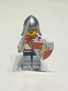 100% LEGO Castle Lion Knight Minifigure Soldier Sword Kite Shield Helmet 2 - Picture 1 of 3