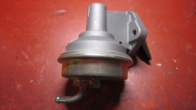 Bomba de combustible mecánica CarQuest 41375, American Motors Buick Chevrolet 80-83 P-30 Foto 1 de 4
