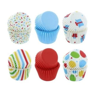 Baked with Love Birthday Baking Cases - 300 Pack - Picture 1 of 1