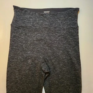 Assets Spanx Red Hot Label Women's Leggings Size Large Black with Silver Heather - Picture 1 of 6