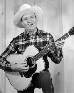 Gene Autry With Guitar Great Image 16X20 Canvas Giclee - Picture 1 of 2