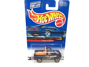 2000 Hot Wheels Attack Pack serie POWER PLOWERS camion piranha viola 2 di 4 - Foto 1 di 4