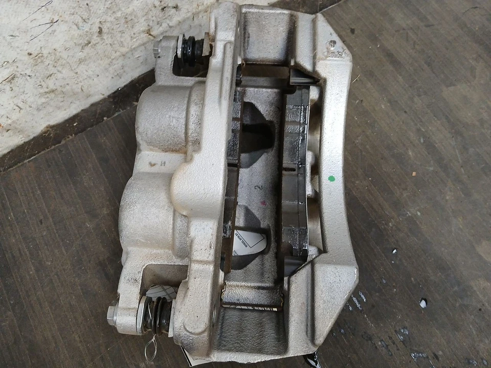 Pinza delantera derecha pasajero para GMC Savana 2500 3101561 2025 Foto 1 de 4