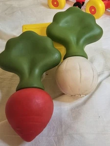 LITTLE TIKES VINTAGE ACTIVITY GARDEN RADISH And ONION Replacement Parts - Picture 1 of 6