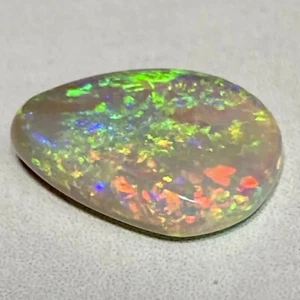 BRIGHT 1.85cts GREEN RED RAINBOW LIGHTNING RIDGE AUSTRALIAN BLACK CRYSTAL OPAL - Picture 1 of 20