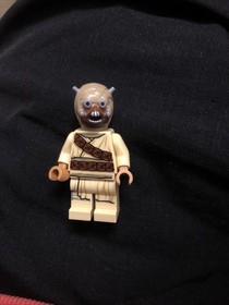 LEGO Star Wars Tusken Raider Minifigure sw0620 From Set 75173 75081 75198