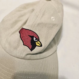 Gorra Arizona Cardinals NFL Caqui 100% Algodón con Bordado Rojo Ajustable  - Imagen 1 de 10