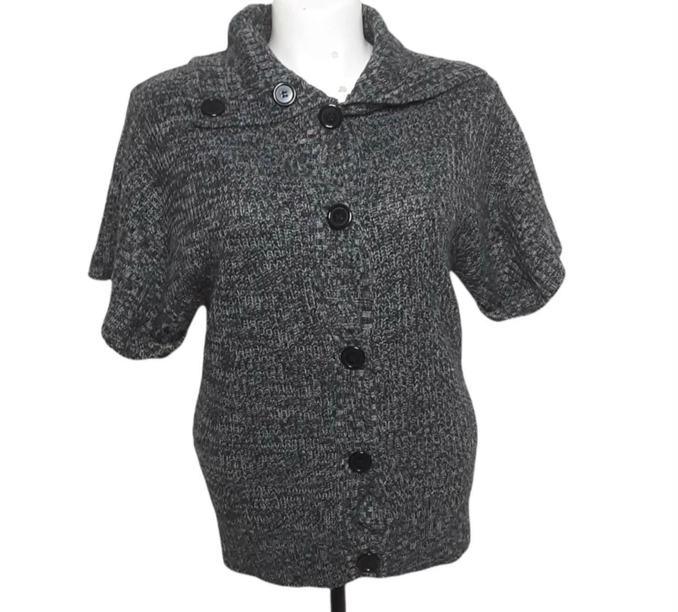 Suéter para mujer Stephanie Rogers gris tejido con botones manga corta (talla: M) Foto 1 de 3