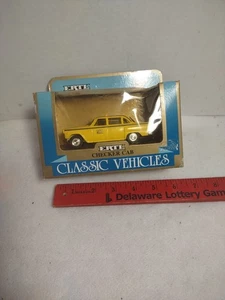 Ertl Vtg Vehicles 1959 Yellow Checkered Cab Taxi 1:43 Scale Diecast Metal #2587 - Imagen 1 de 6