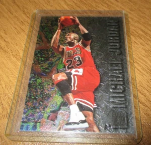 MICHEAL JORDAN 96-97 FLEER BASKETBALL METAL #11 (MINT) - Picture 1 of 3