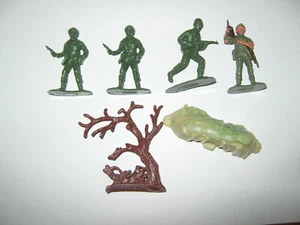 Blue box toy soldiers 6 in 4 poses Americans 1/35 plus wall and tree excellent - Picture 1 of 4
