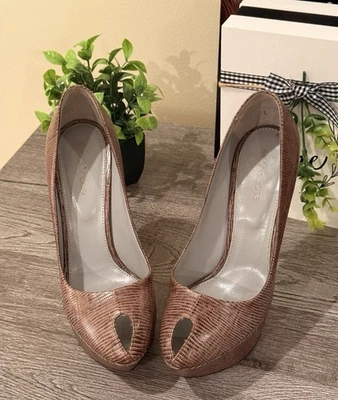 Tacones de aguja Sergio Rossi para mujer punta abierta serpiente cuero en relieve talla 38 Foto 1 de 4