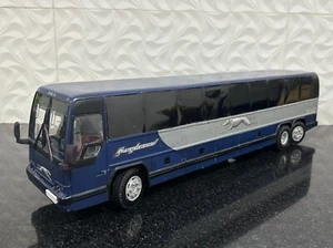 1:20 Scale Prevost X3-45 Bus Greyhound Handmade Full Detailed Diorama Model Bus - Picture 1 of 13