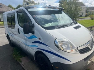 Vivaro Camper day van - Picture 1 of 12