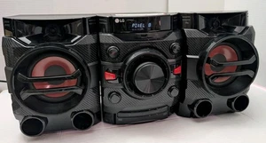 LG CM4360 Mini Hi-Fi Stereo System CD Player Bluetooth AM/FM USB MP3 CD-R/RW C4 - Picture 1 of 9