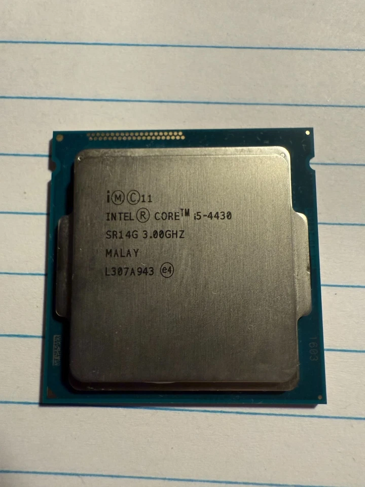 Procesador Intel Core i5-4430 SR14G 3,00 GHz cuatro núcleos PROBADO de PC Lenovo Foto 1 de 2