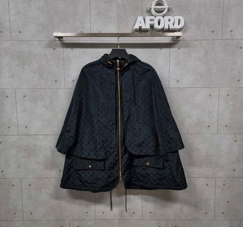 LOUIS VUITTON（LV） Louis Vuitton 1A9XDA Giacca con cappuccio parka senza maniche 49655979