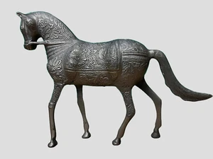 Well Detailed Vintage Brass Horse Figurine Collectible Home& office Decor Statue - Picture 1 of 2