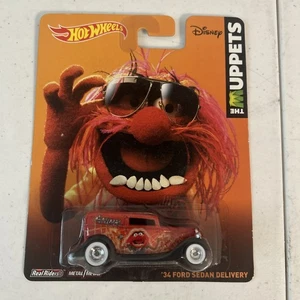 2014 Hot Wheels The Muppets Animal '34 Ford Sedan Delivery Disney Real Riders - Picture 1 of 4