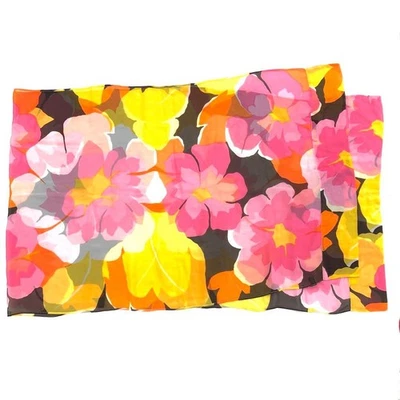 Bufanda Gucci Flor Seda Multi 208cm x 64cm Usada Excelente Estado De Japón Foto 1 de 4