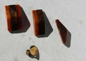 Piezas de joyería de baquelita piezas de pendientes rotos color marrón se pueden arreglar BONITO - - Imagen 1 de 1