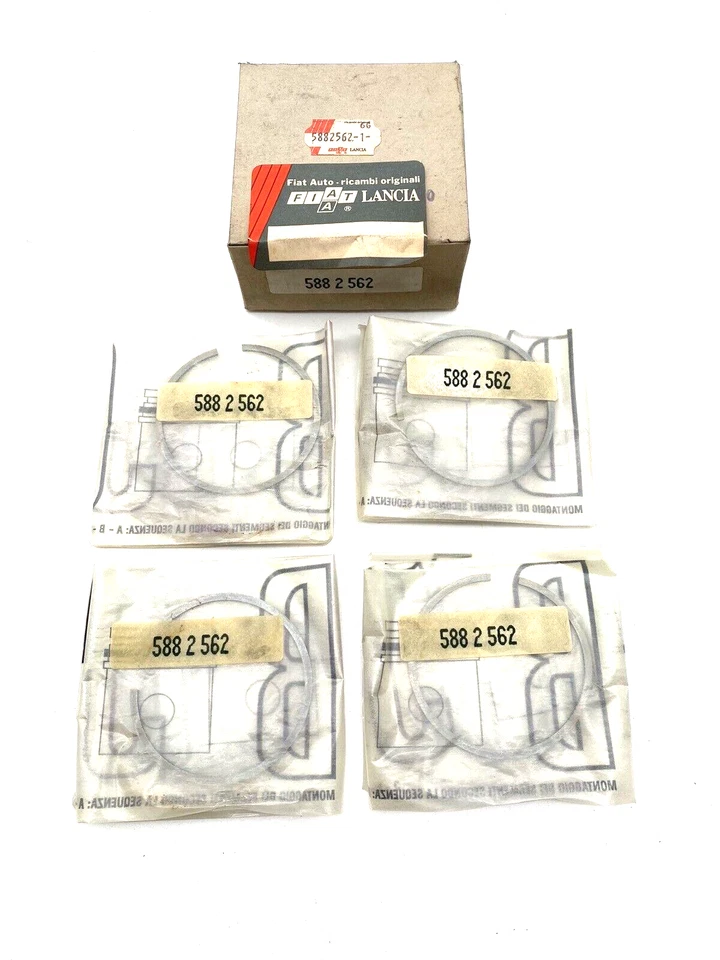 Kit Fasce Elastiche Anelli Pistone STD Fiat Panda 750 OEM 5882562 Originali - Immagine 1 di 1