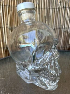 Botella de vidrio Crystal Head Skull Vodka Dan Ackroyd 750 ml esqueleto/licor vacía Foto 1 de 3