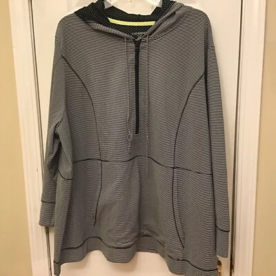 Sudadera con capucha Catherines para mujer con cordón bolsillos canguro negra talla 3XWP Petite Foto 1 de 4