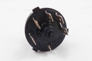 2101-3704100 Piastra di contatto 6 poli. per Blocchetto Accensione Lada 2101 - 2107 / Niva - Foto 1 di 2