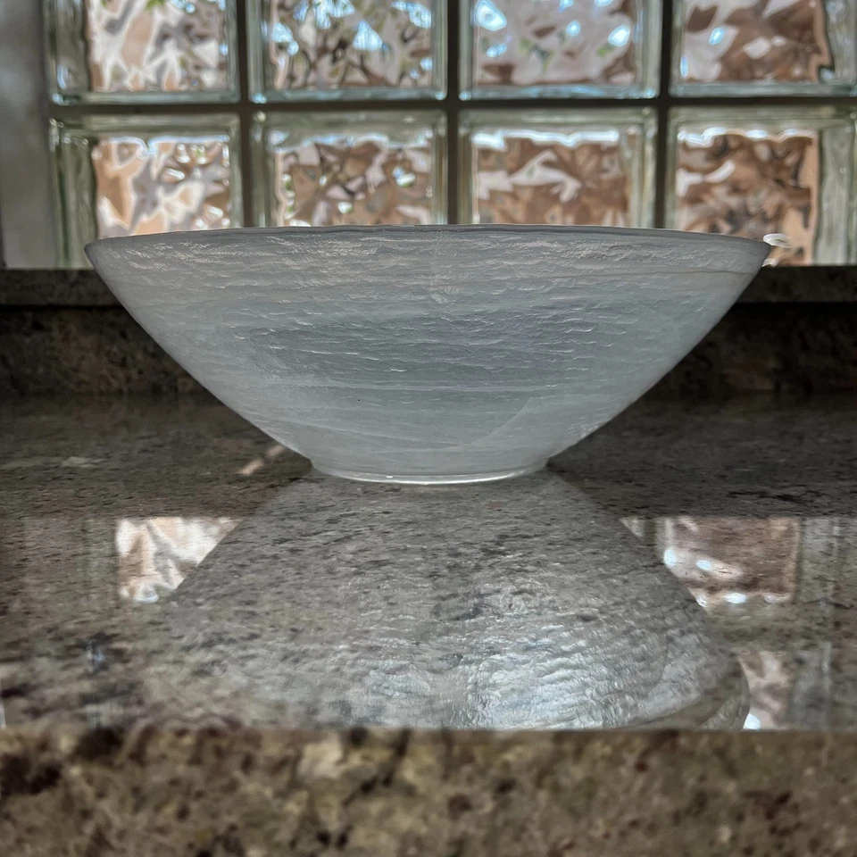 White Alabaster 12" Round Bowl Foto 1 de 4